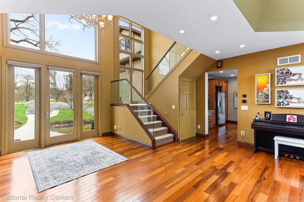 1100 Clearwater Boulevard White Lake Charter Township, MI 48386