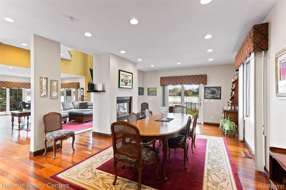 1100 Clearwater Boulevard White Lake Charter Township, MI 48386