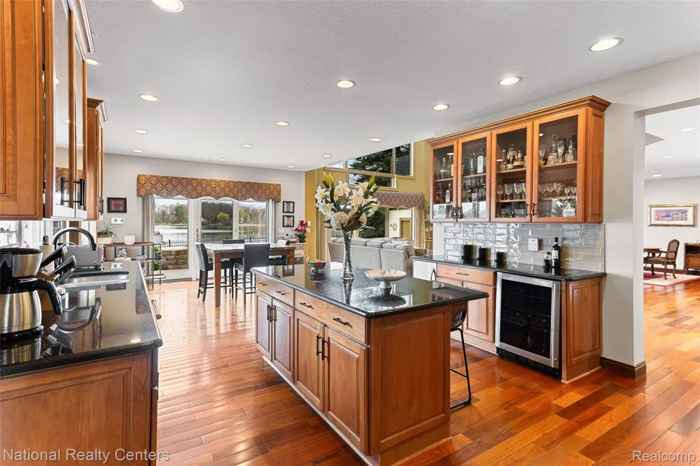 1100 Clearwater Boulevard White Lake Charter Township, MI 48386