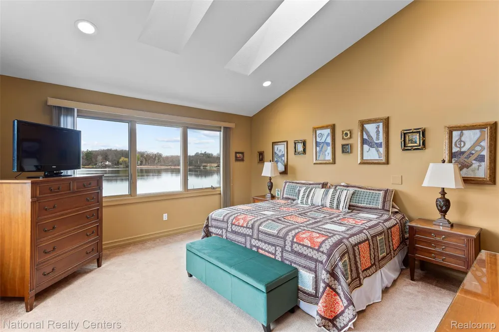 1100 Clearwater Boulevard White Lake Charter Township, MI 48386