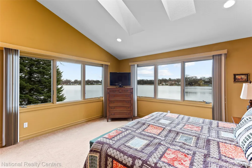 1100 Clearwater Boulevard White Lake Charter Township, MI 48386