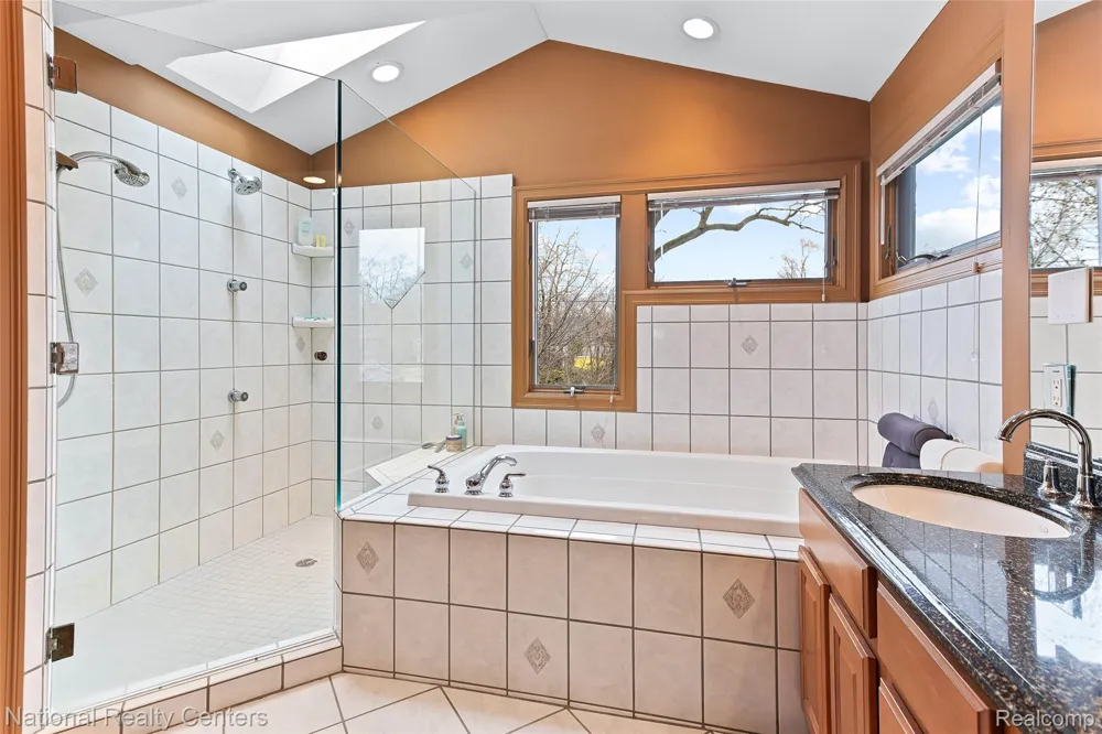 1100 Clearwater Boulevard White Lake Charter Township, MI 48386