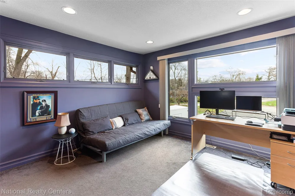 1100 Clearwater Boulevard White Lake Charter Township, MI 48386