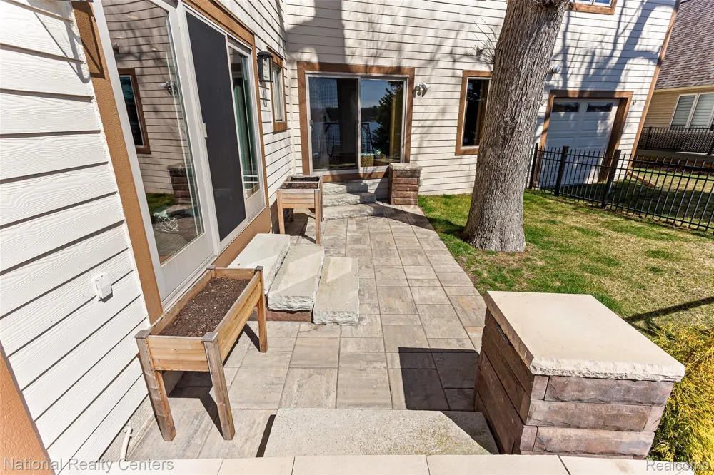 1100 Clearwater Boulevard White Lake Charter Township, MI 48386