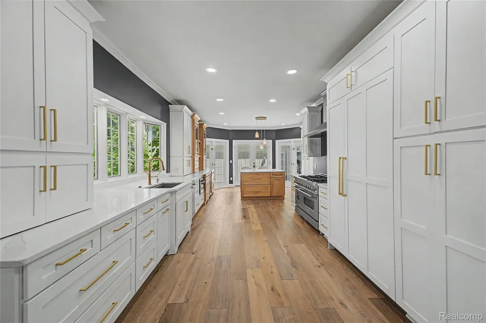 5409 Bristol Parke Drive Independence Charter Township, MI 48348