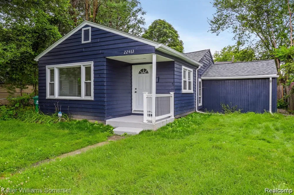 22463 Donald Avenue Eastpointe City, MI 48021