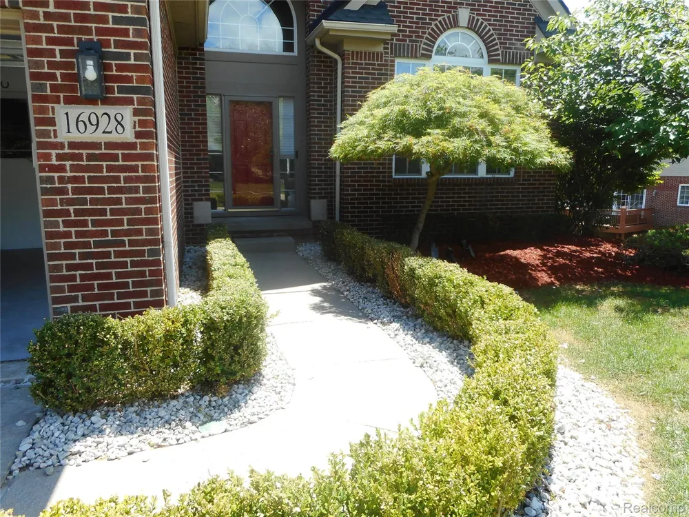 16928 Boulder Drive Northville Township, MI 48168