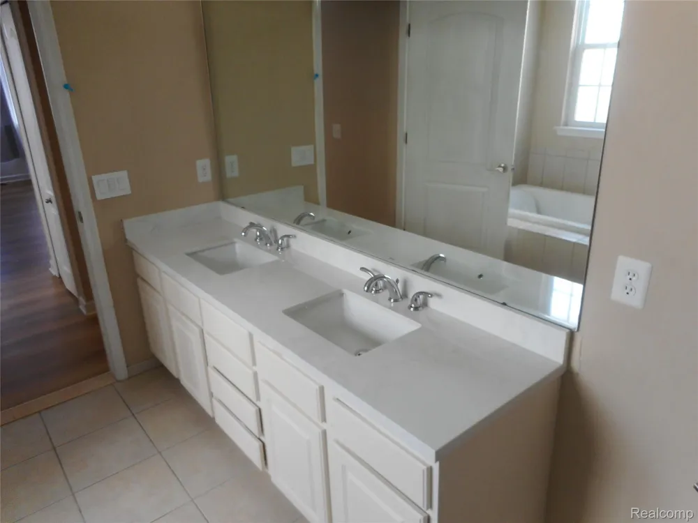 16928 Boulder Drive Northville Township, MI 48168