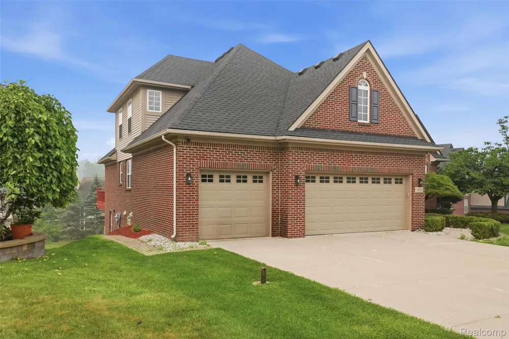 16928 Boulder Drive Northville Township, MI 48168