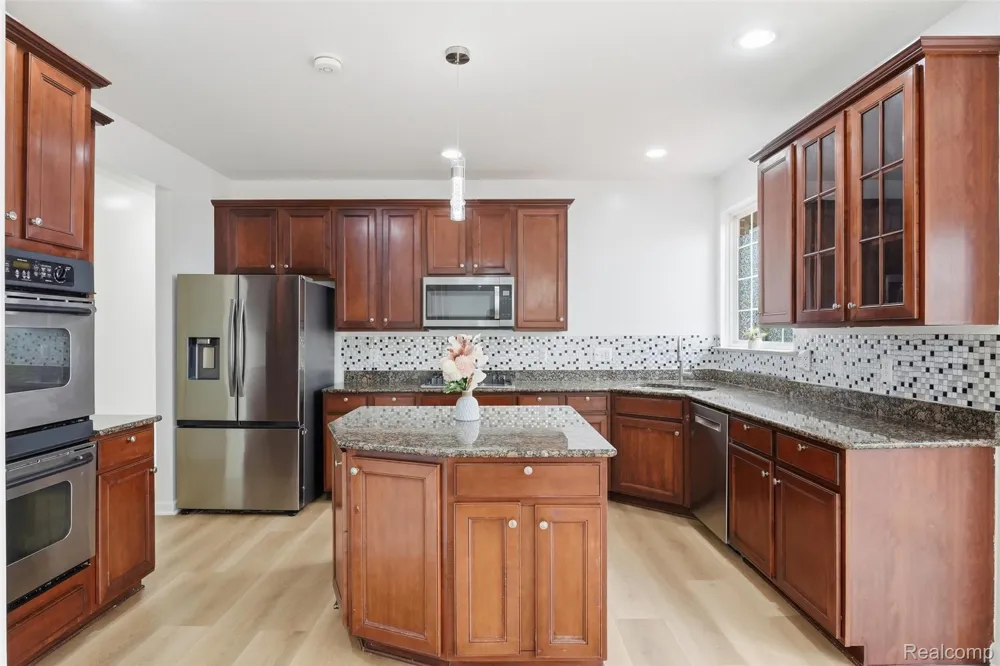 16928 Boulder Drive Northville Township, MI 48168