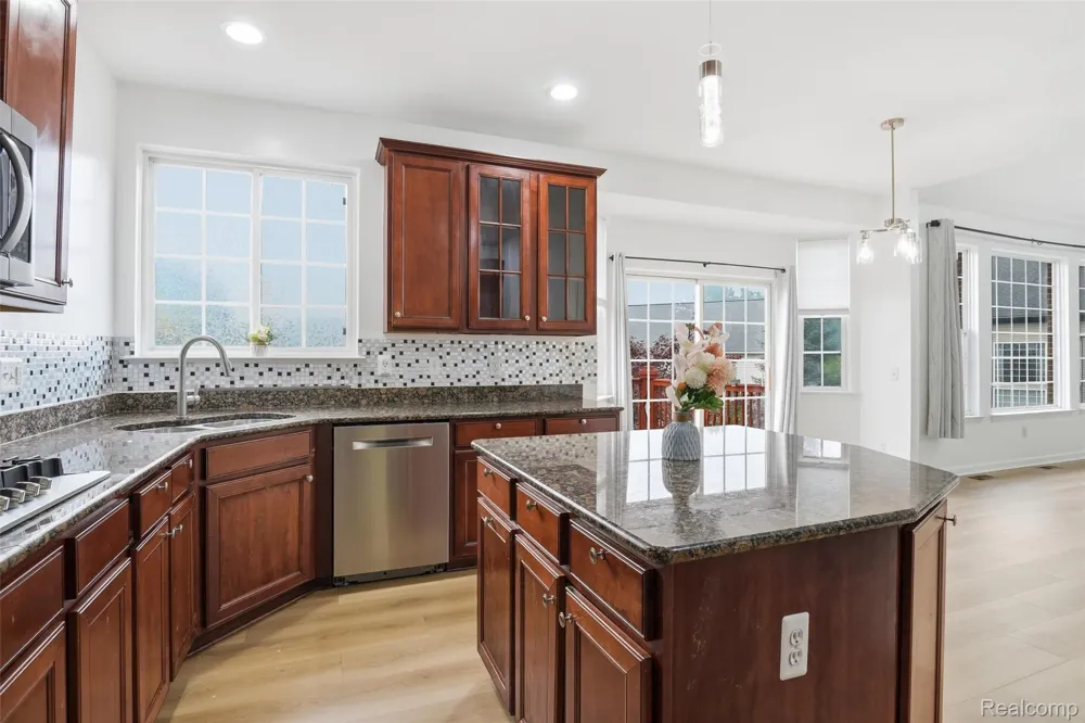 16928 Boulder Drive Northville Township, MI 48168