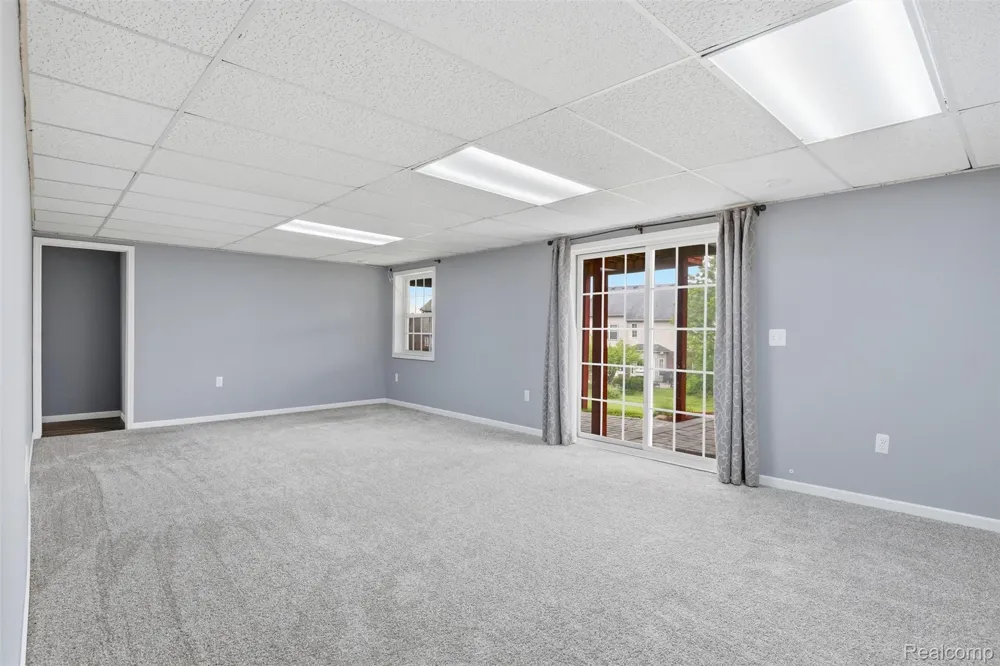 16928 Boulder Drive Northville Township, MI 48168