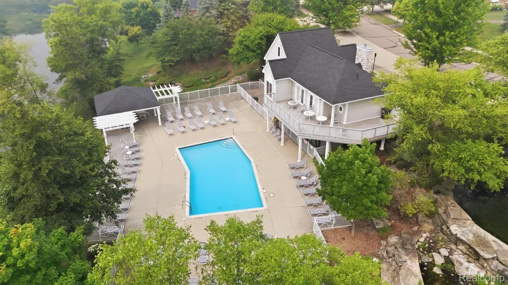 16928 Boulder Drive Northville Township, MI 48168