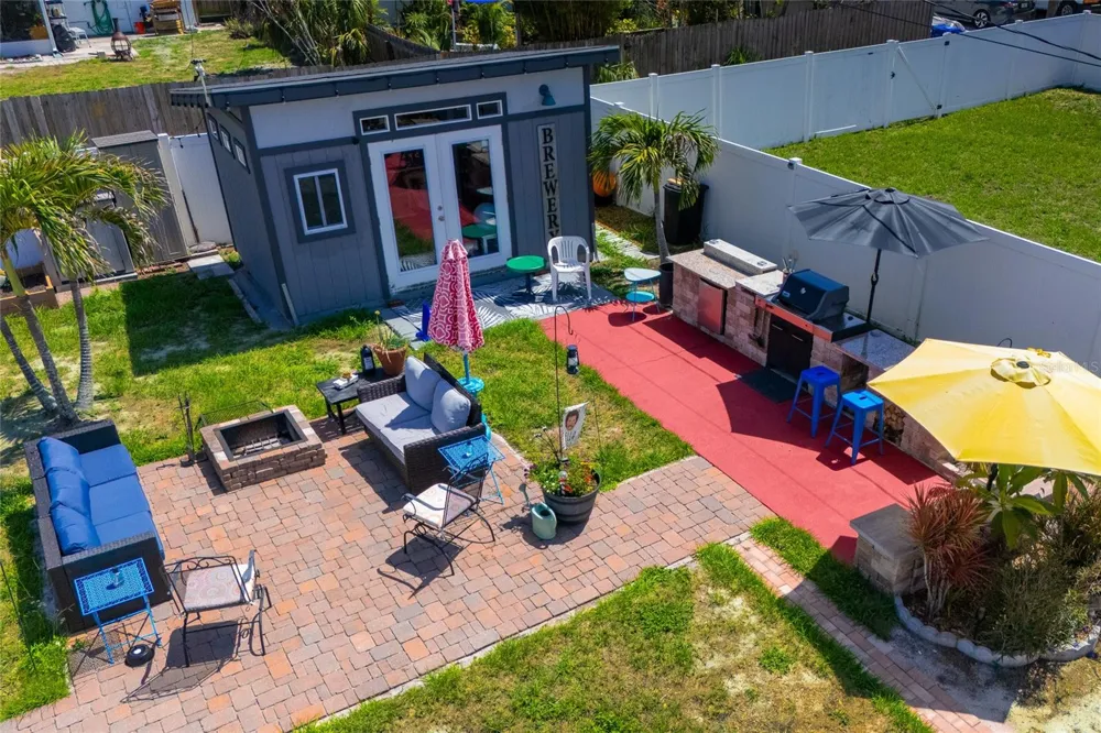 5760 3RD AVENUE St Petersburg, FL 33710