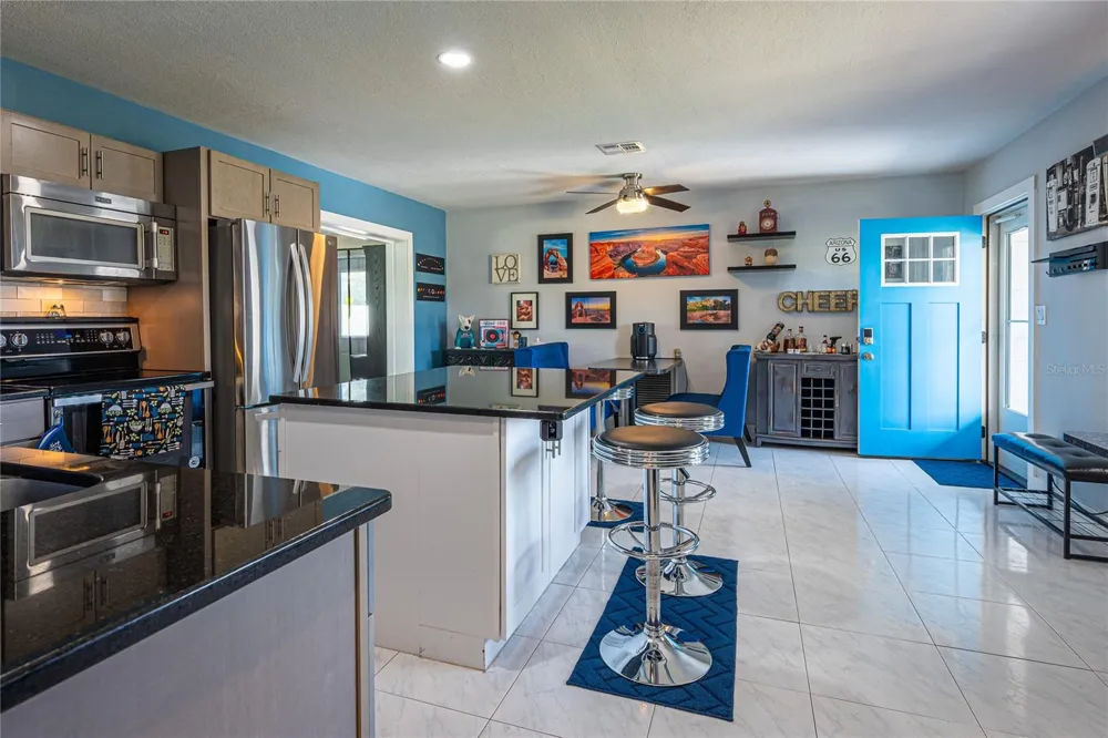 5760 3RD AVENUE St Petersburg, FL 33710