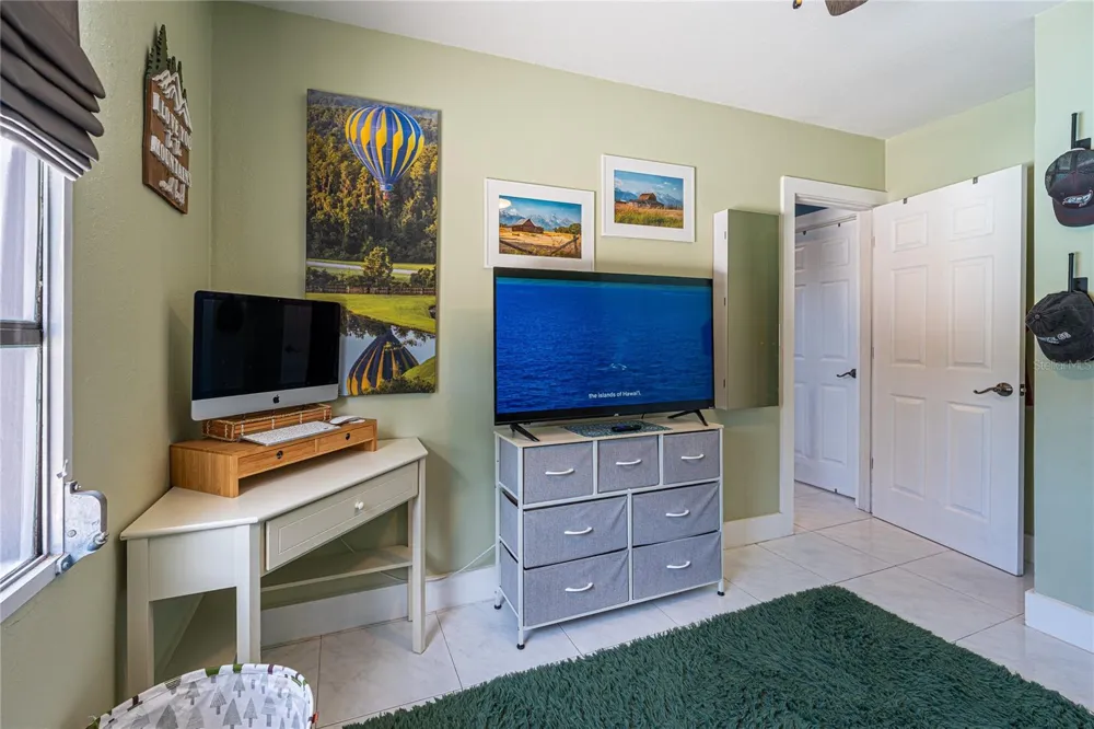 5760 3RD AVENUE St Petersburg, FL 33710