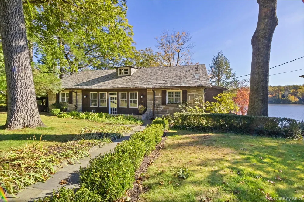 50 Cove Road South Salem, NY 10590