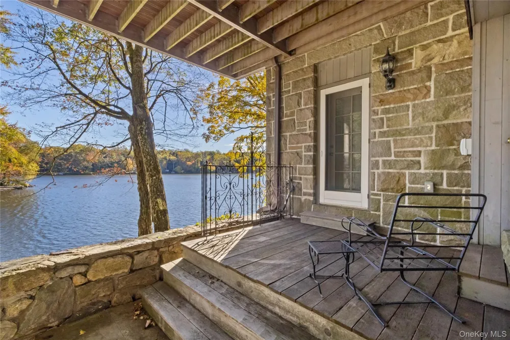 50 Cove Road South Salem, NY 10590
