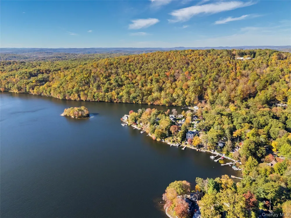 50 Cove Road South Salem, NY 10590