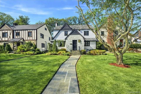 54 Vernon Parkway