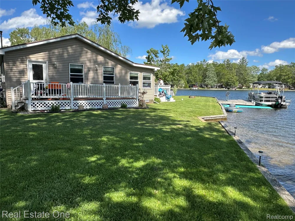 3112 Bull Dog Lane Surrey Township, MI 48622
