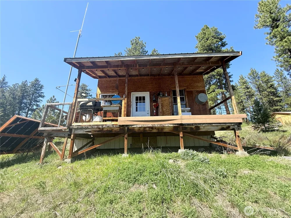 36 Sqove Road Wauconda, WA 98859