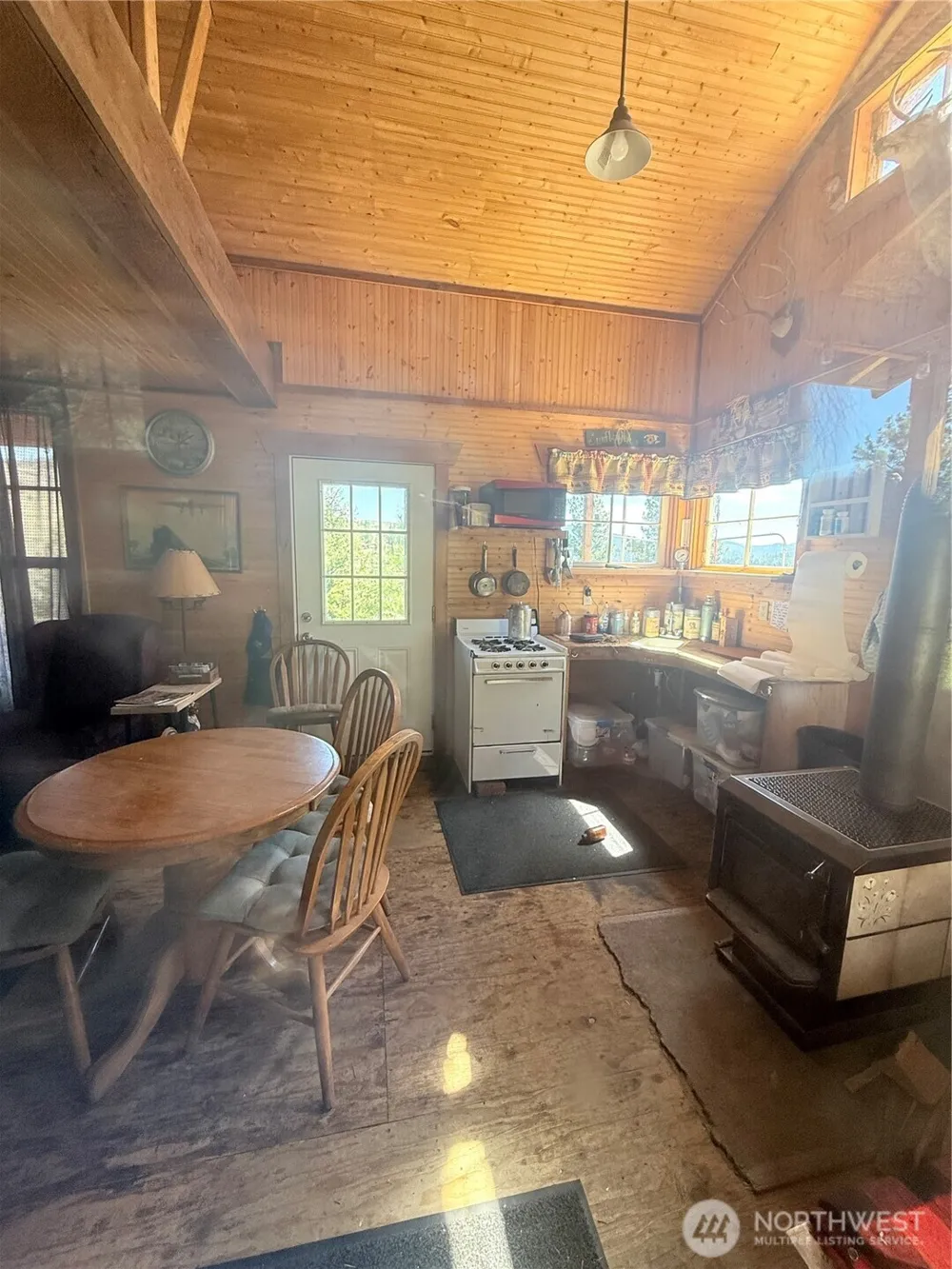 36 Sqove Road Wauconda, WA 98859