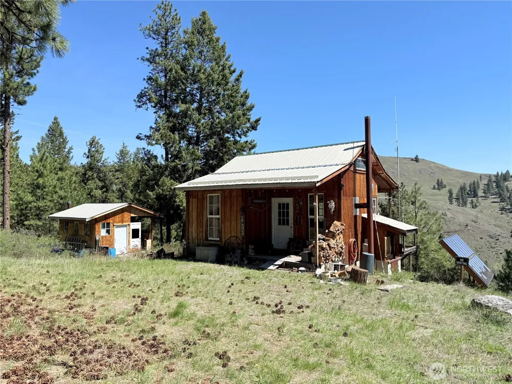 36 Sqove Road Wauconda, WA 98859