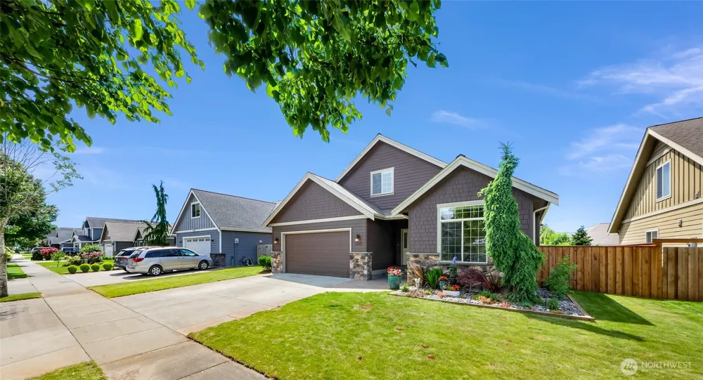 2165 Littlefield Court Lynden, WA 98264