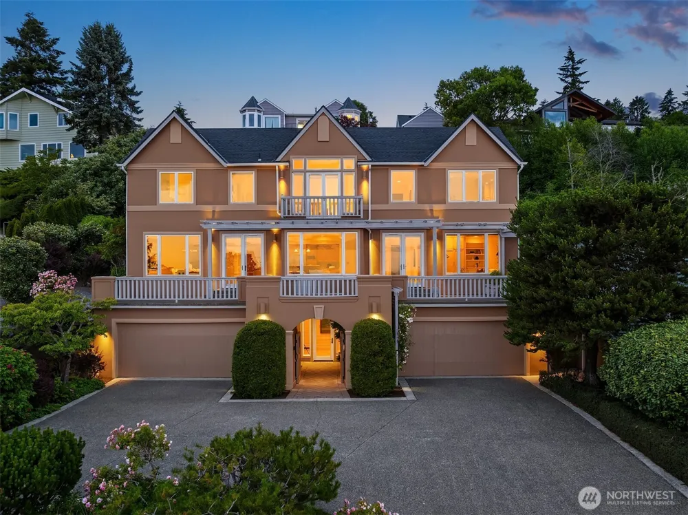 2832 SW 171st Street Burien, WA 98166