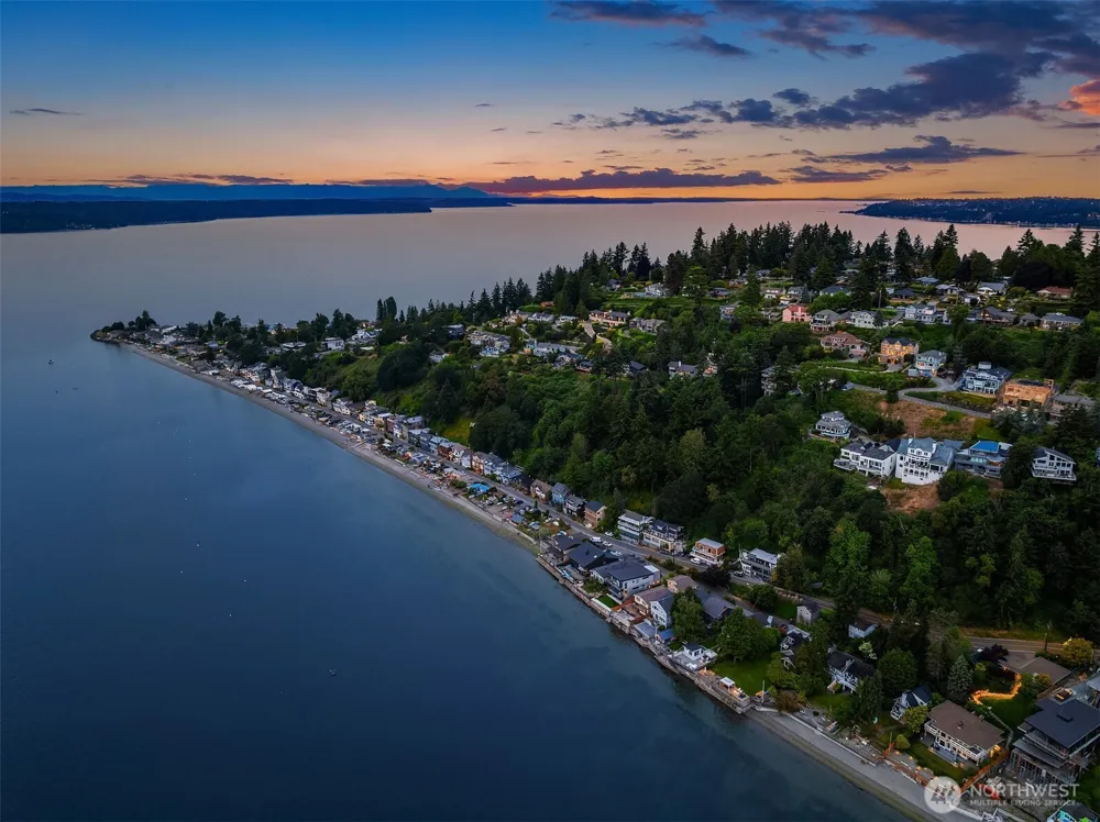2832 SW 171st Street Burien, WA 98166