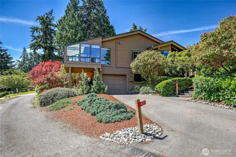 130 Upper Bluffs Drive ##1