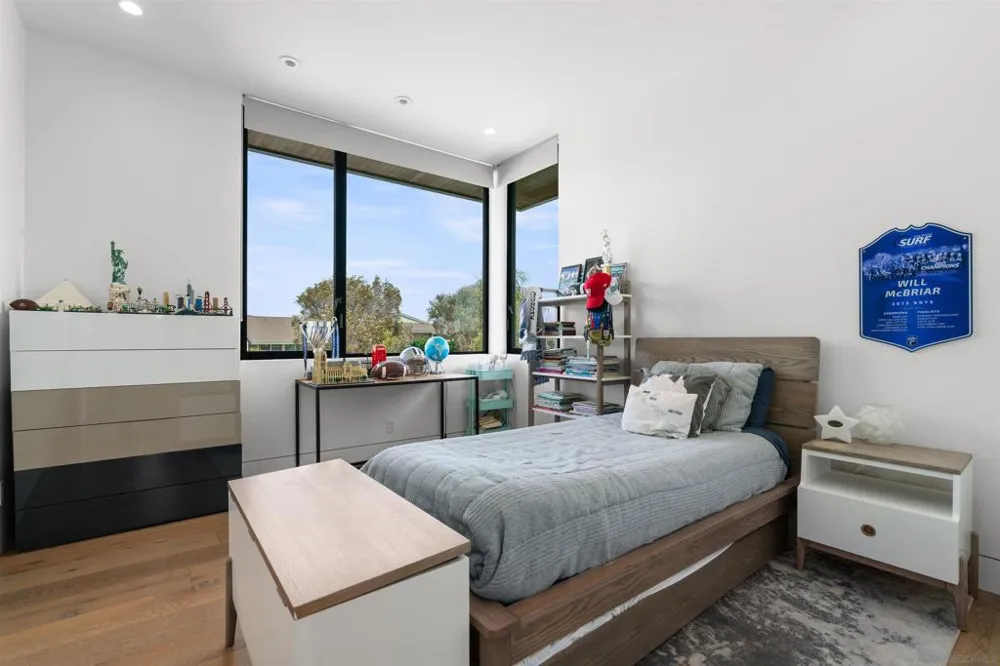 223 Ocean St Solana Beach, CA 92014