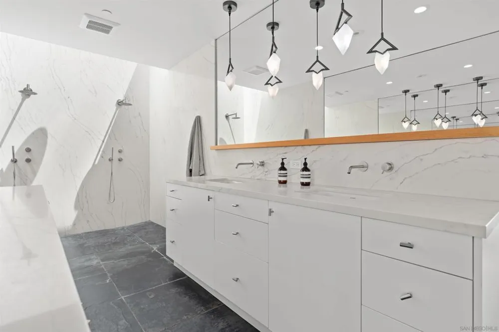 223 Ocean St Solana Beach, CA 92014