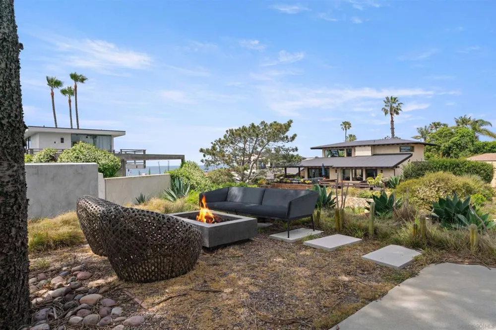 223 Ocean St Solana Beach, CA 92014