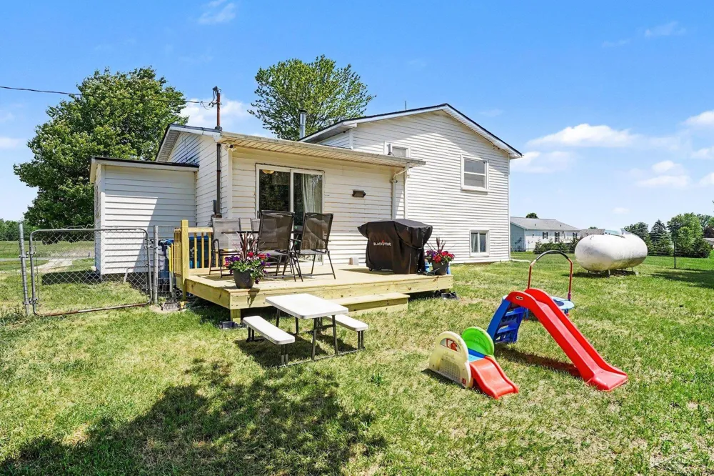2424 E Shaffer Road Mills Township, MI 48642