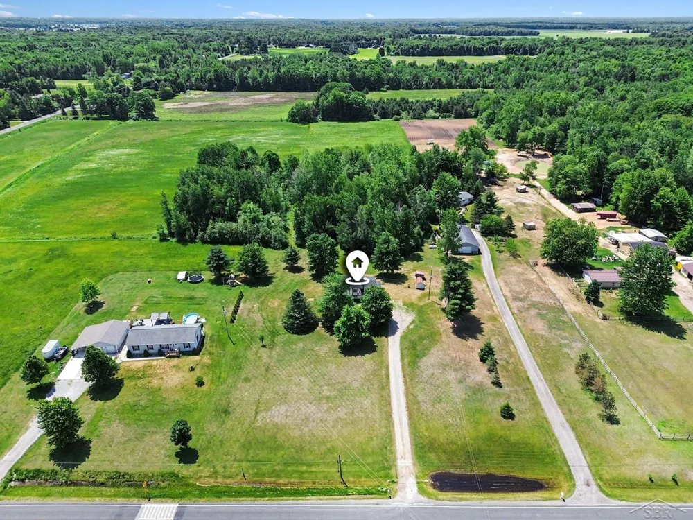 2424 E Shaffer Road Mills Township, MI 48642