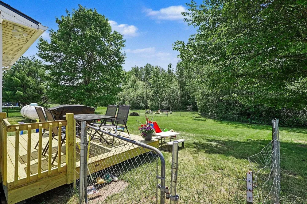 2424 E Shaffer Road Mills Township, MI 48642