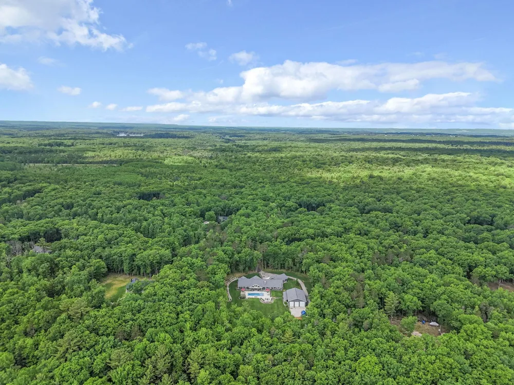 586 Starflower Lane Whitewater Township, MI 49696