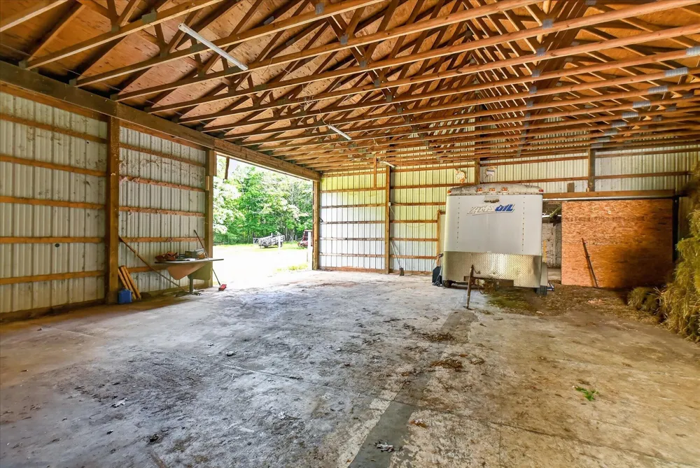 10260 Ferris Road Seville Township, MI 48877