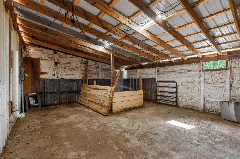 10260 Ferris Road Seville Township, MI 48877