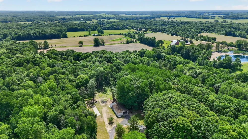 10260 Ferris Road Seville Township, MI 48877