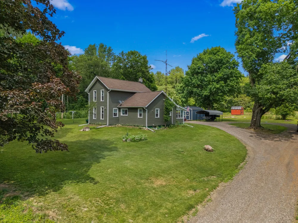 9837 Easton Road Rives Township, MI 49277