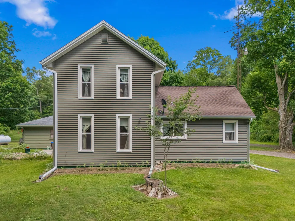9837 Easton Road Rives Township, MI 49277