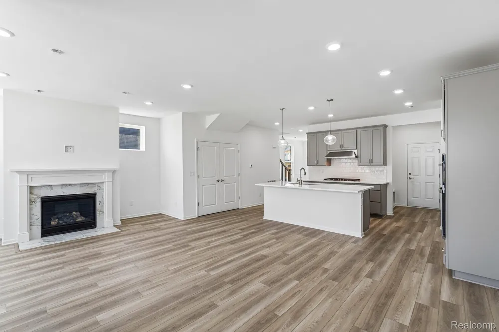 4048 Nottingham Circle Independence Charter Township, MI 48346