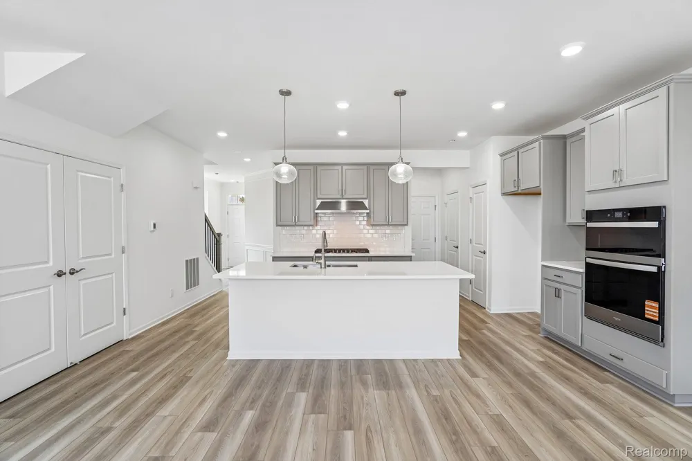 4048 Nottingham Circle Independence Charter Township, MI 48346