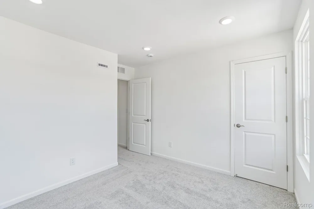 4048 Nottingham Circle Independence Charter Township, MI 48346