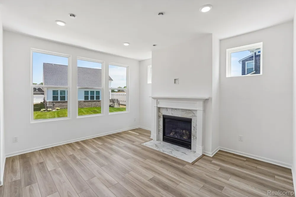 4048 Nottingham Circle Independence Charter Township, MI 48346