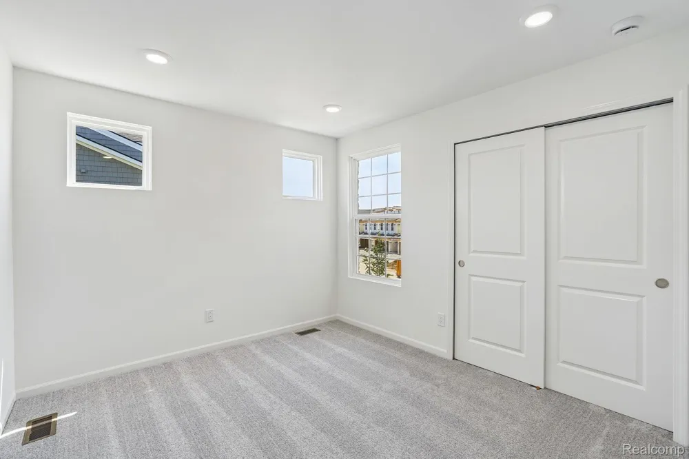 4048 Nottingham Circle Independence Charter Township, MI 48346