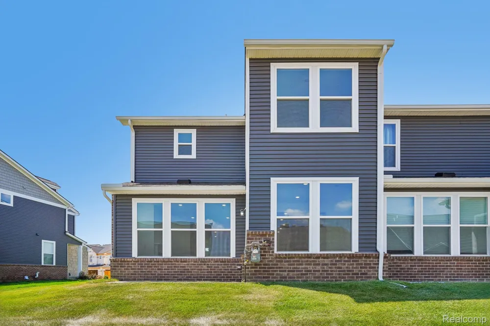 4048 Nottingham Circle Independence Charter Township, MI 48346